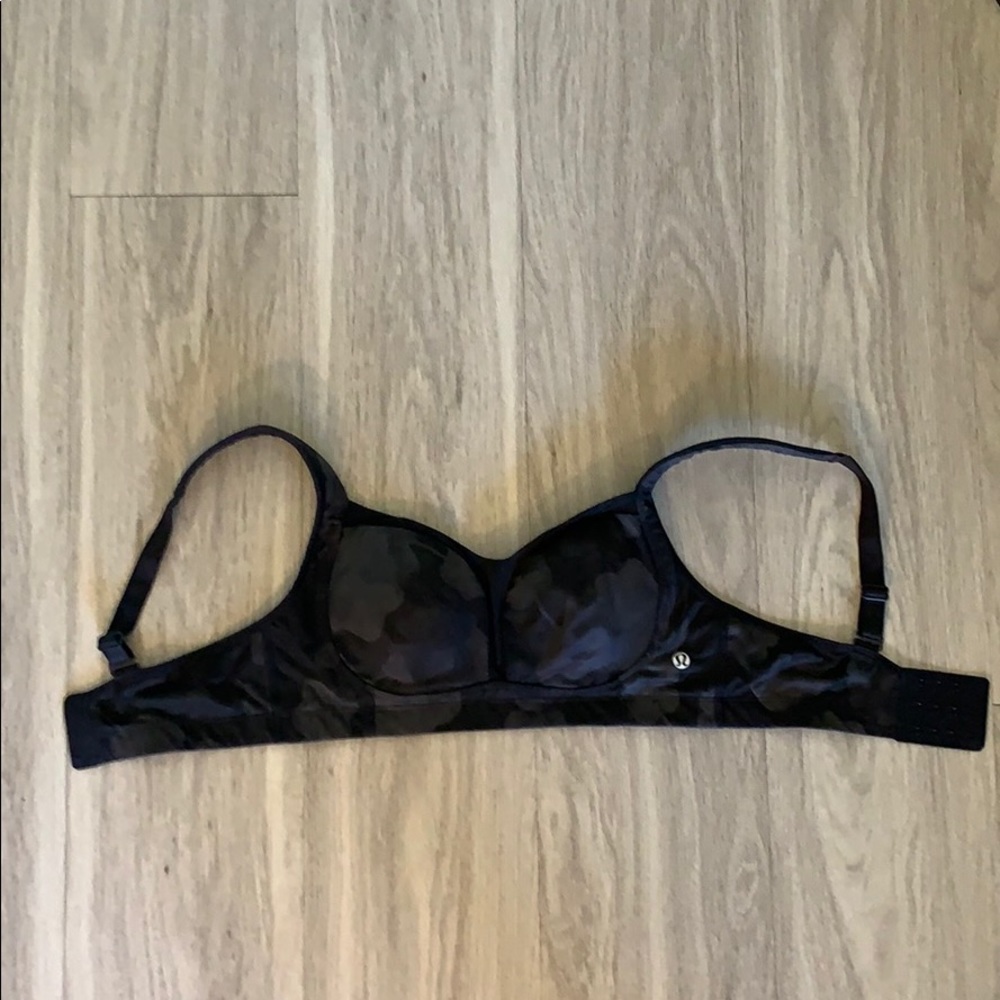 Lululemon 34D sports bra